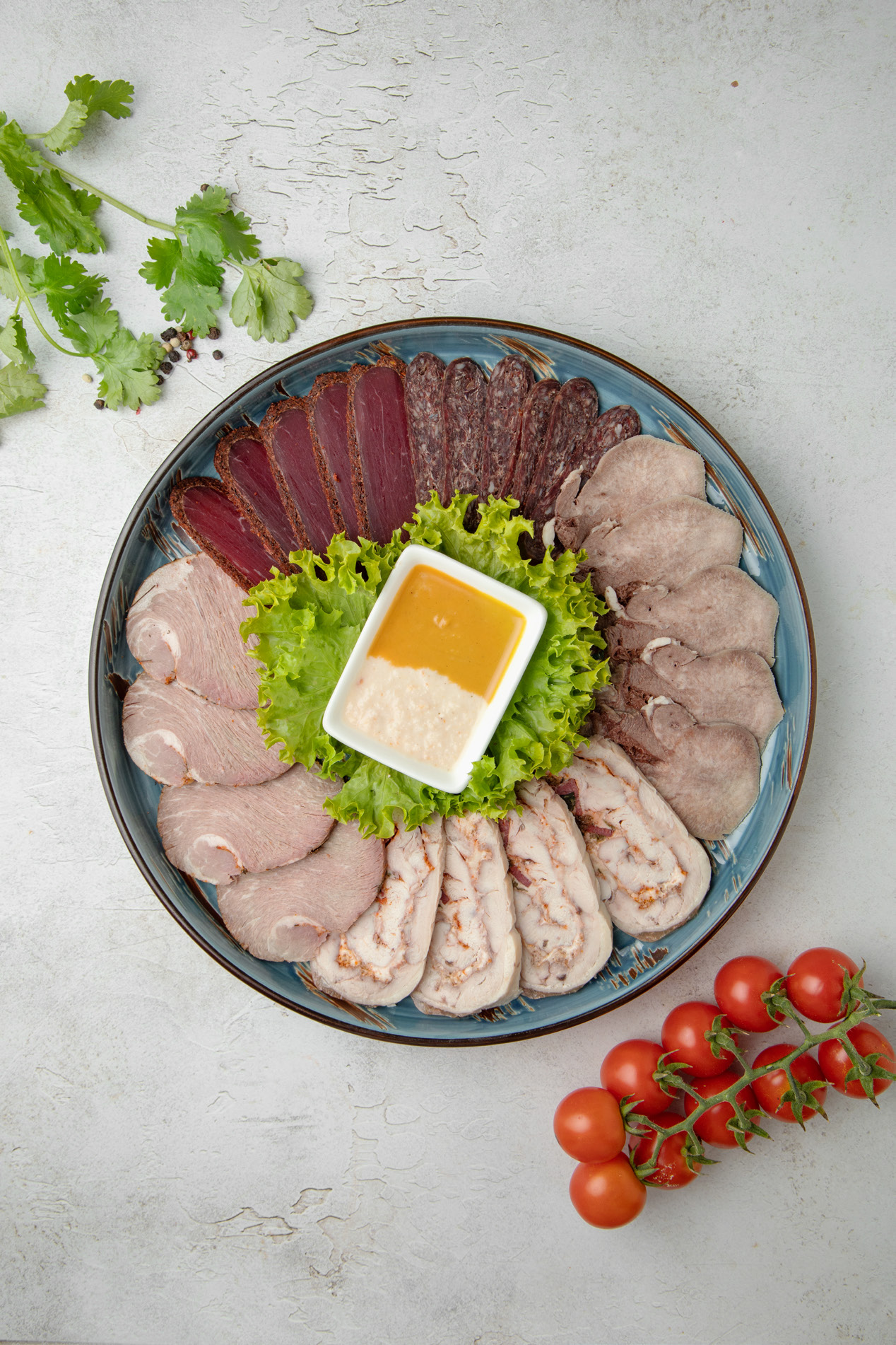 Домашнее мясное ассорти